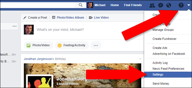 Меню со стрелкой в правом верхнем углу Facebook