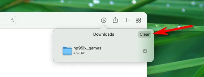 В списке загрузок Safari нажмите кнопку «Очистить», чтобы стереть историю загрузок.