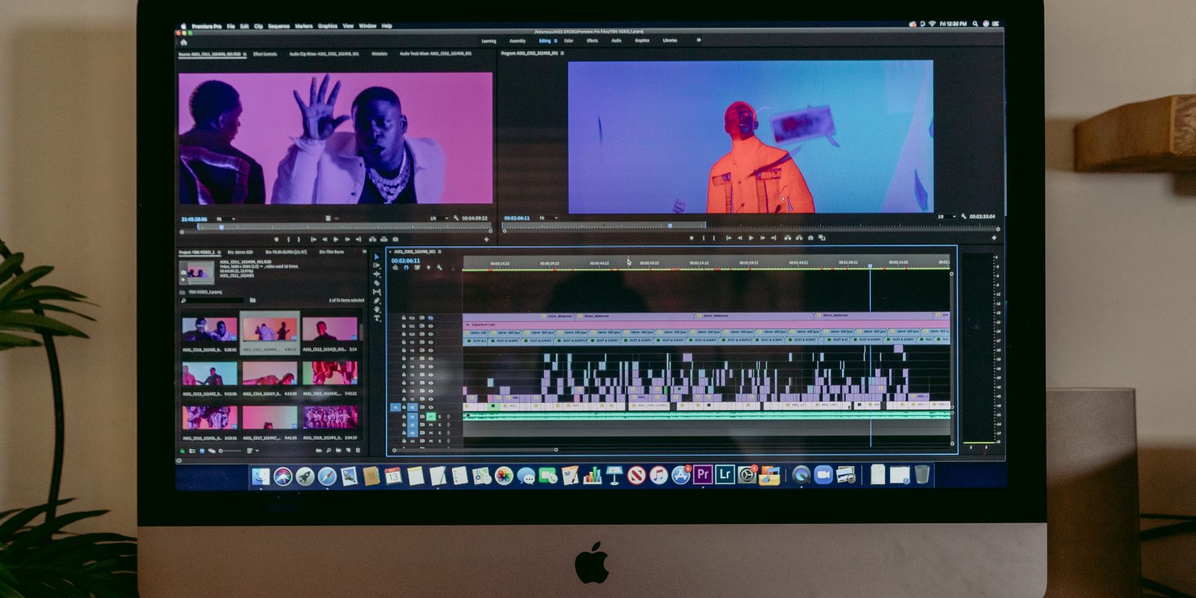 Фотография редактирования видео на компьютере