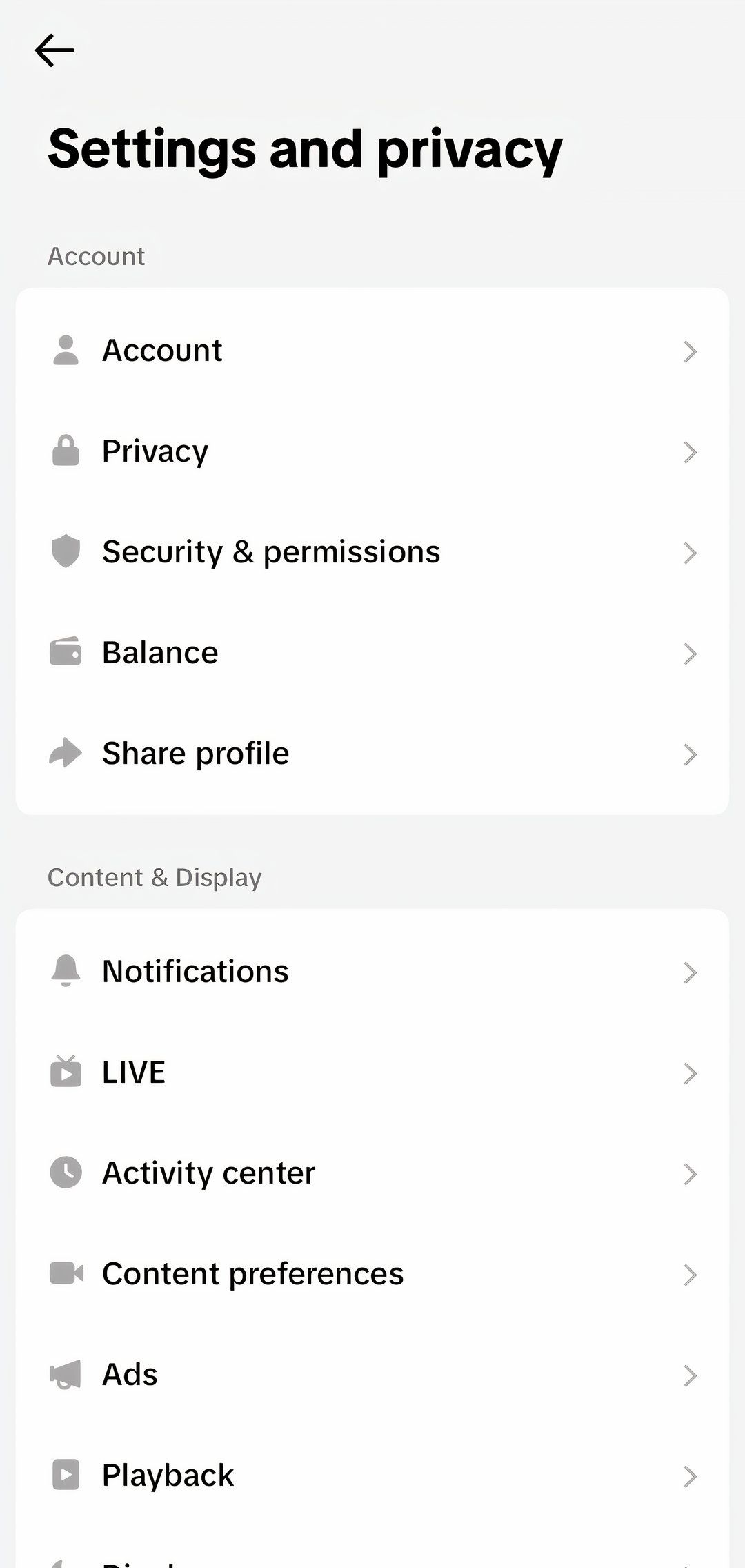Скриншот страницы настроек и конфиденциальности TikTok