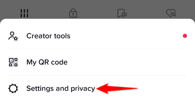 Выберите «Настройки и конфиденциальность».