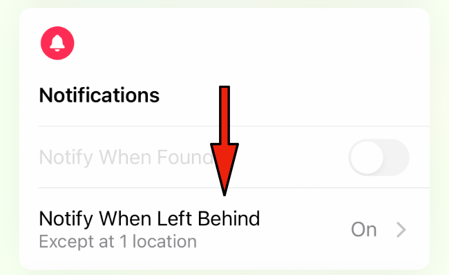 Экран iPhone с настройками уведомлений об оставленных устройствах