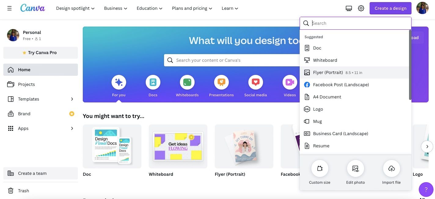 Меню 'Создать дизайн' в Canva, выбор шаблона Флаер (Вертикальный)