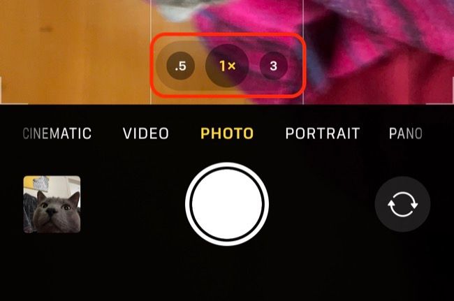 iPhone Camera Zoom Toggle