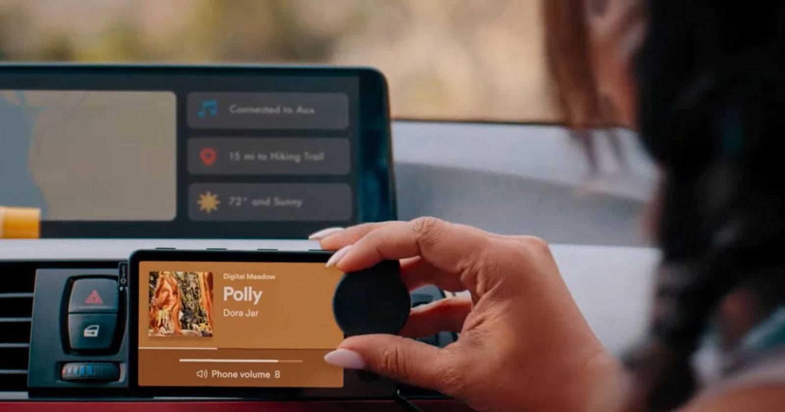 Spotify Car Thing с поворотным регулятором громкости в автомобиле