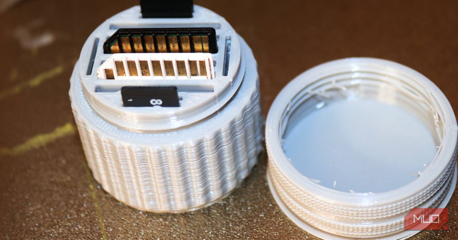 Держатель для SD-карт с SD и другими картами