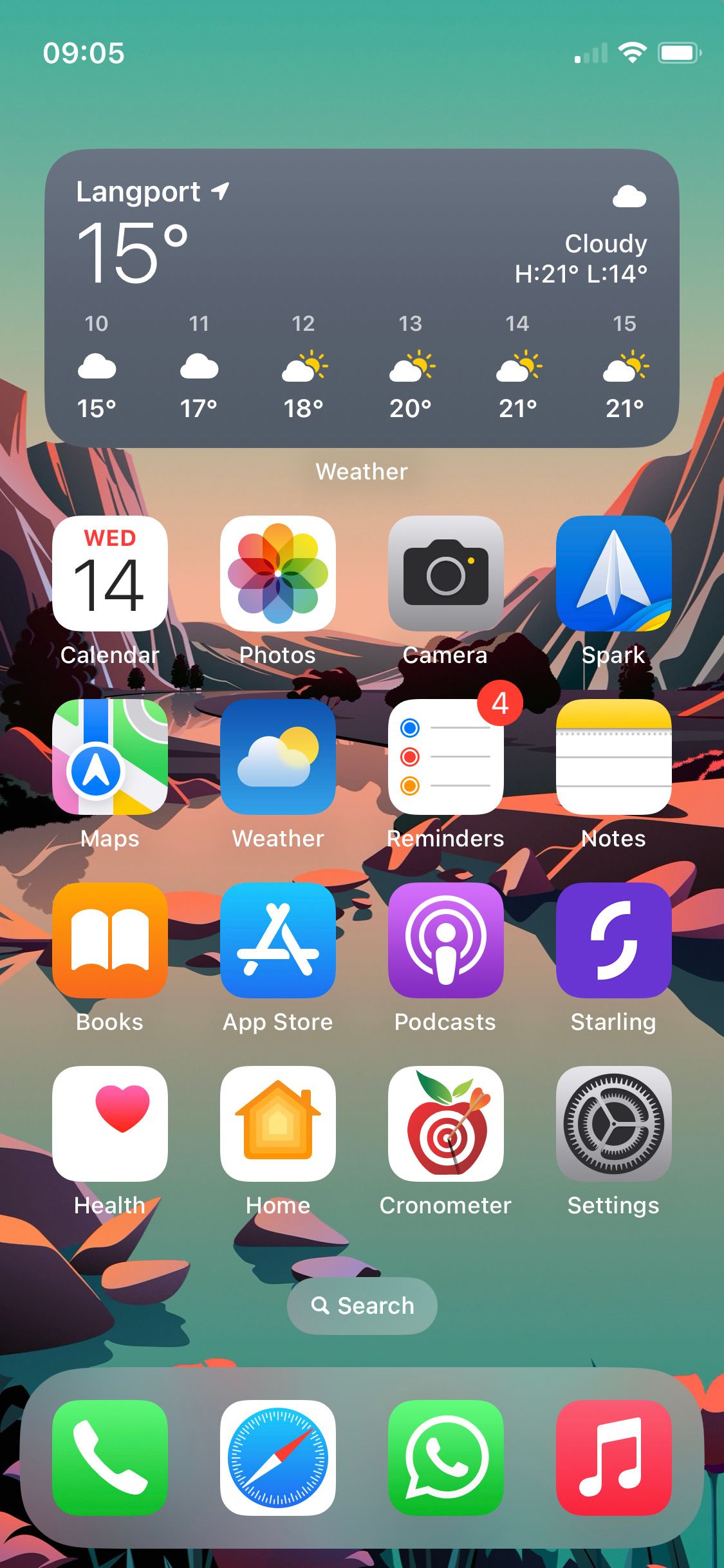 iPhone Home Screen