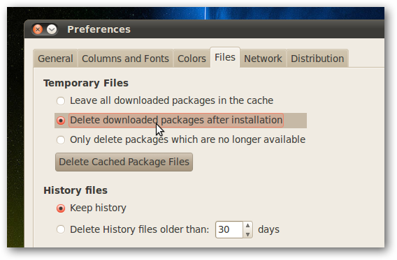Вкладка «Файлы» в настройках Synaptic с опцией удаления загруженных пакетов