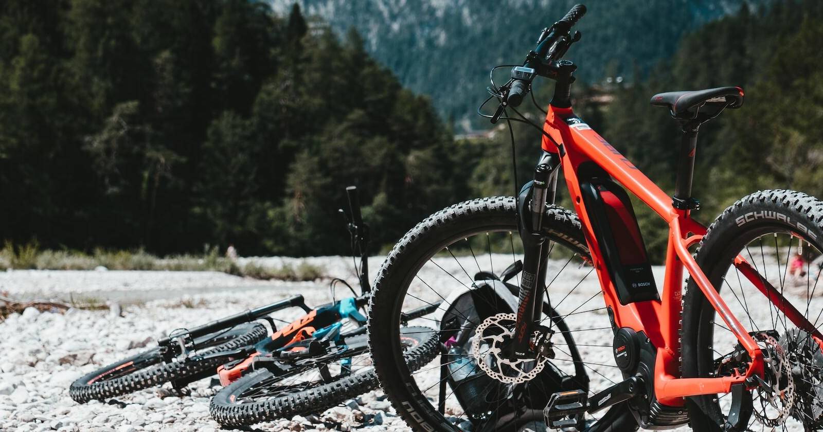 Как выбрать электровелосипед и ездить безопасно