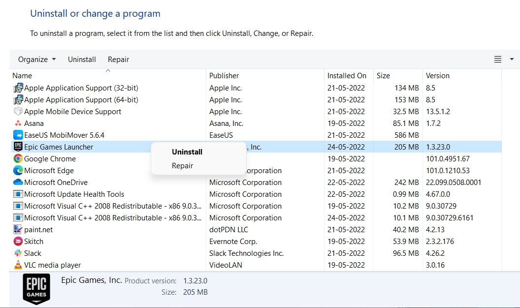 Окно 'Программы и компоненты' в Панели управления