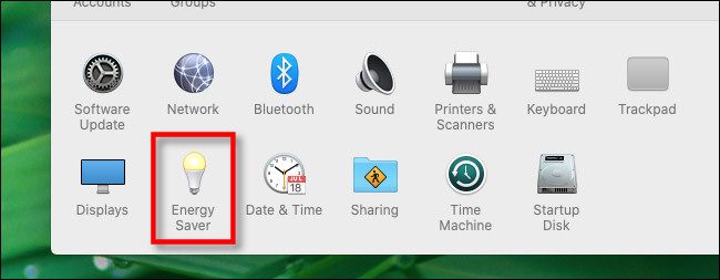 В Системных настройках Mac выберите Энергосбережение