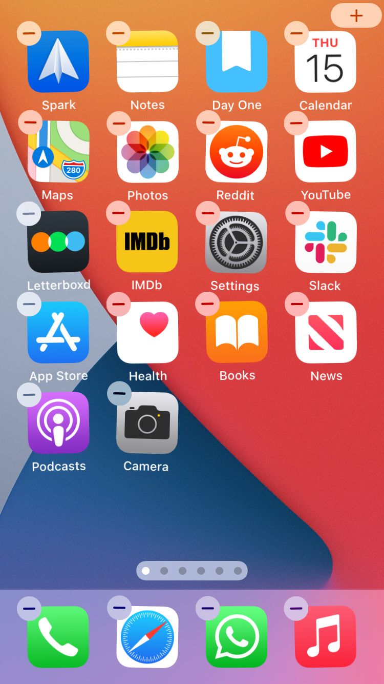 iPhone Home screen in Jiggle mode