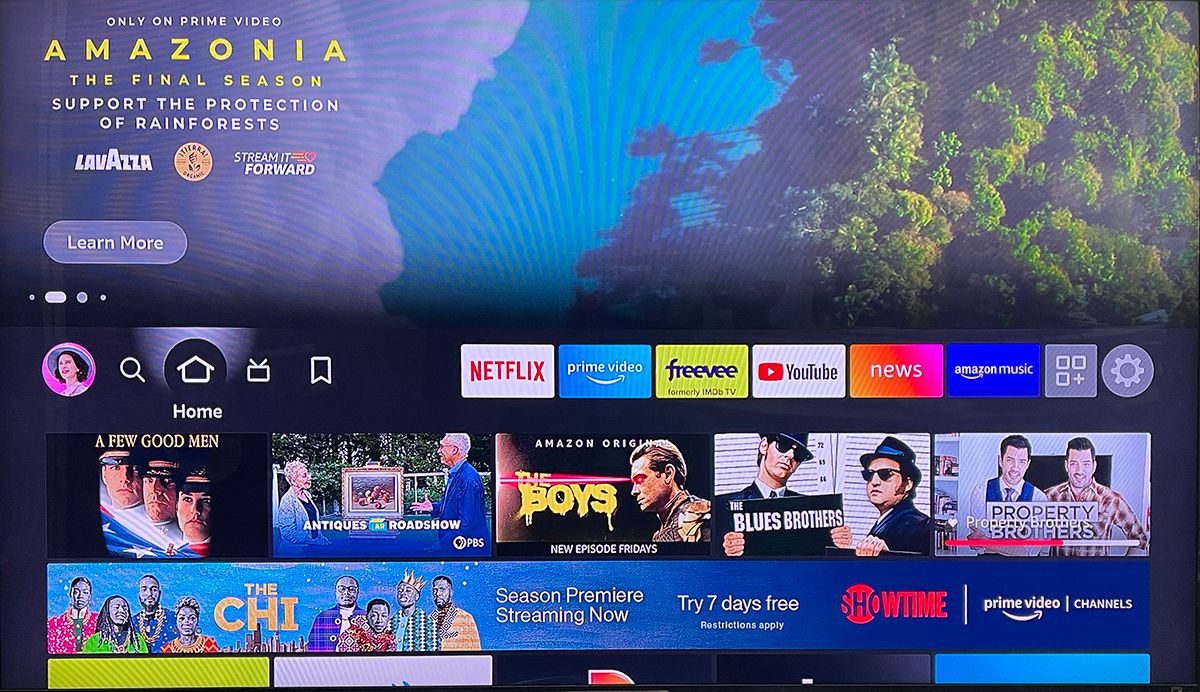 Главный экран Fire TV Stick 4K Max с баннерами и приложениями