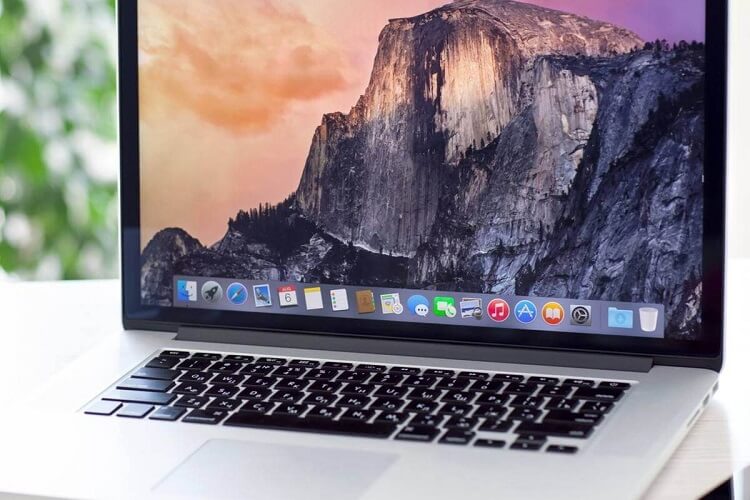 Интерфейс Word для Mac с включёнными непечатаемыми символами