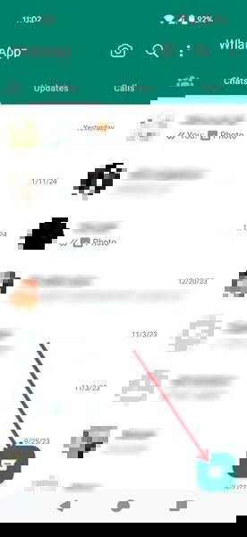 Нажатие кнопки сообщения в WhatsApp для Android. 