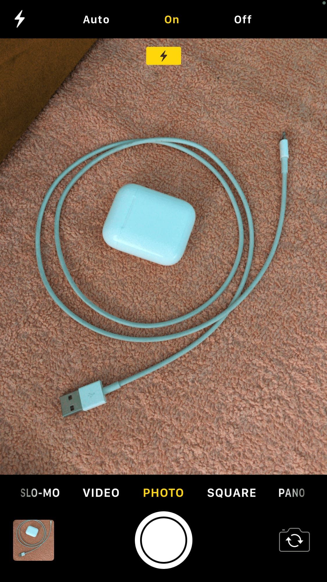 Выберите Вкл., чтобы включить вспышку на старых iPhone