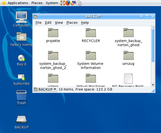 Иконка NTFS-диска на рабочем столе и содержимое в файловом менеджере