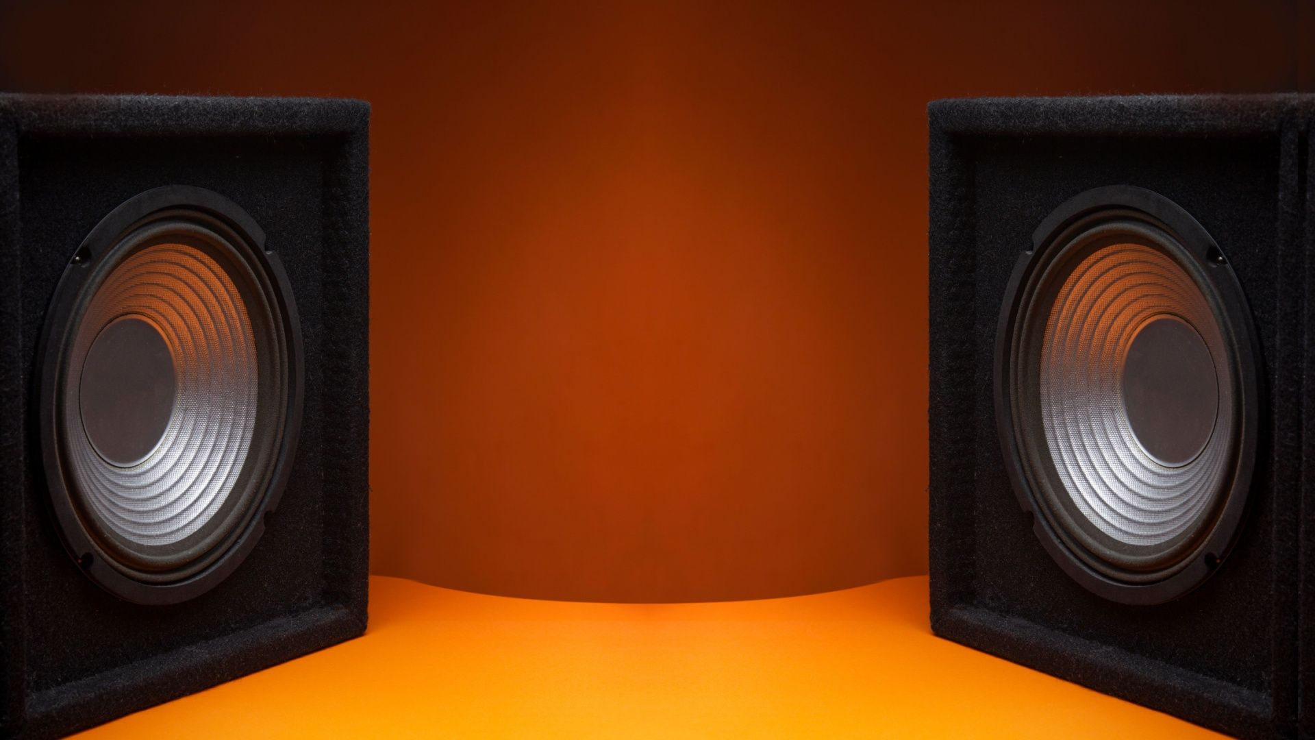 Как уменьшить шум от сабвуфера и не мешать соседям