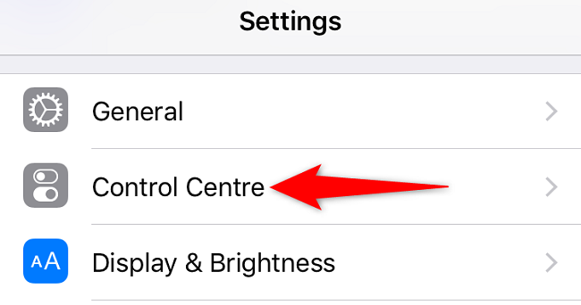 Нажмите «Пункт управления» в Настройках.