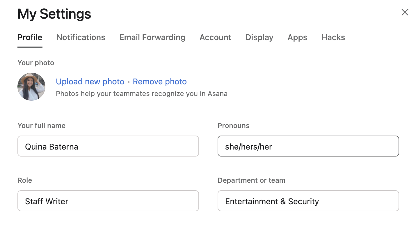Изменение местоимений в профиле Asana: поле для ввода предпочтений