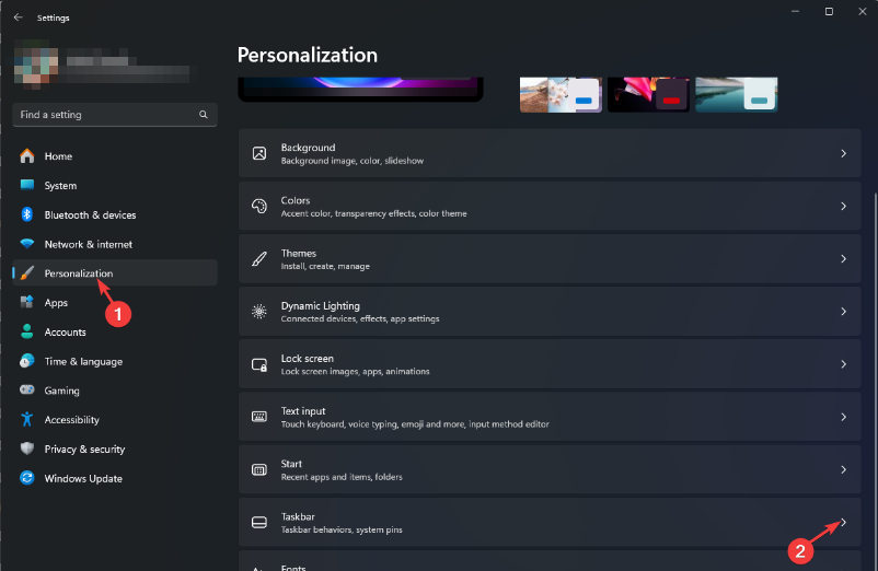Скриншот: параметры Персонализации → Панель задач в Windows 11
