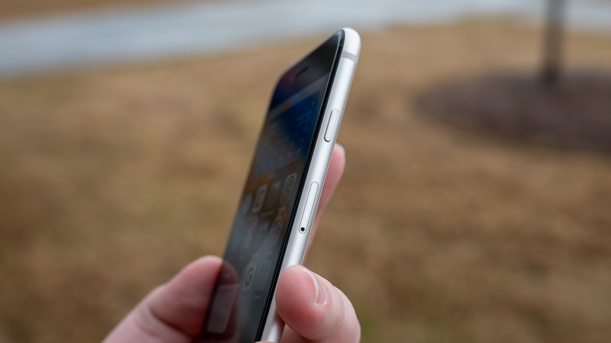 Управление громкостью iPhone без кнопок