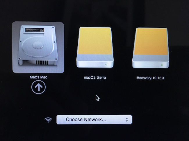 Экран выбора загрузочного диска — выберите внешний диск для однократной загрузки