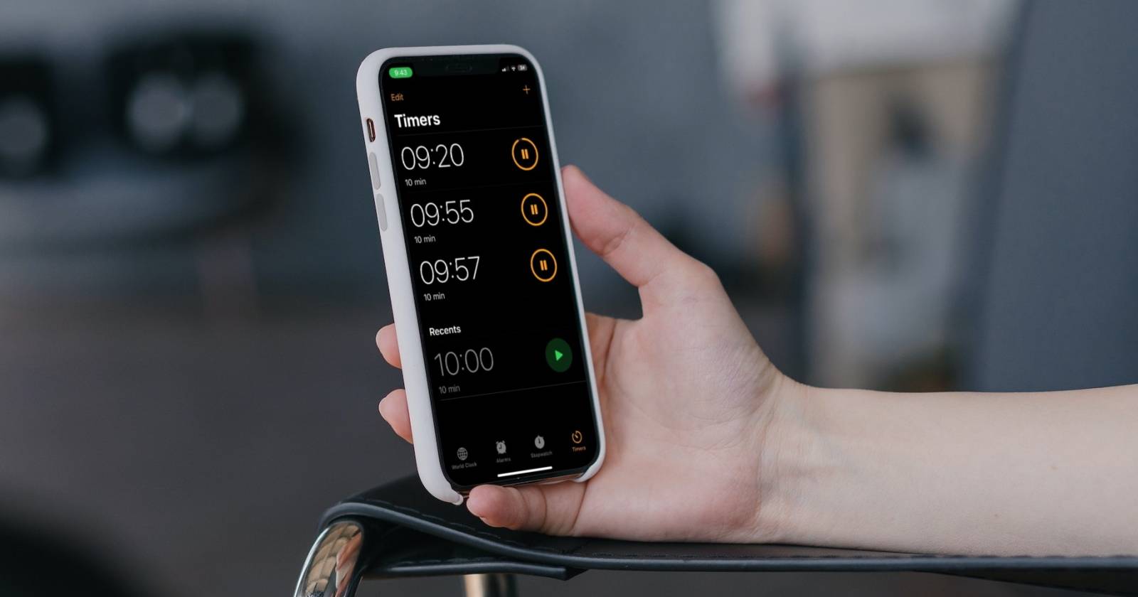 Экран iPhone с несколькими таймерами