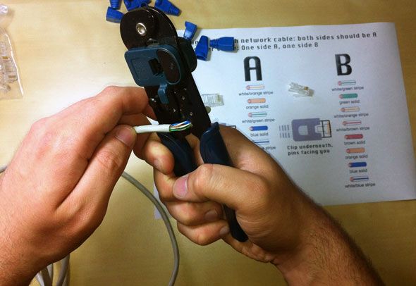 Зачищенный кабель, вид изоляции