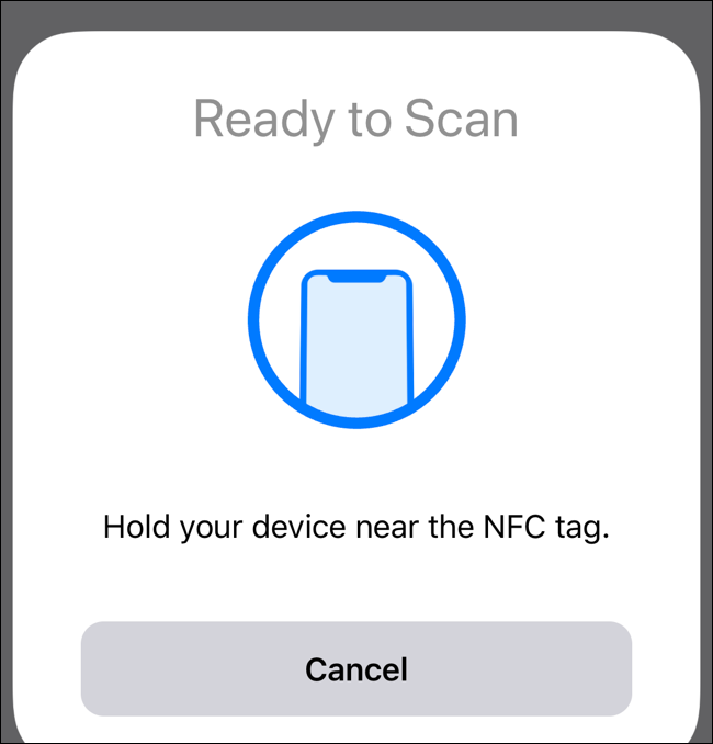 Поднесите NFC-метку к верхней части iPhone для сканирования