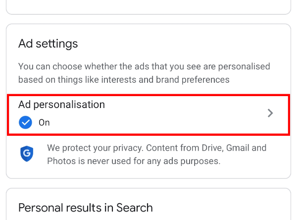 Перейдите в «Настройки рекламы» и отключите персонализацию, чтобы Google не использовал ваши данные для показа таргетированной рекламы.