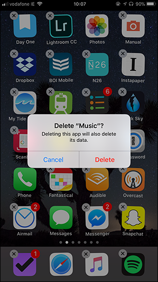 Подтверждение удаления приложения Музыка из iOS