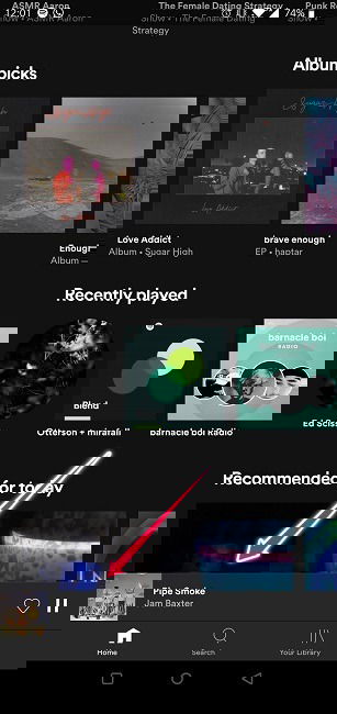 Нажатие на полосу воспроизведения, чтобы открыть страницу трека