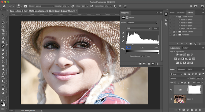 adjust levels photoshop