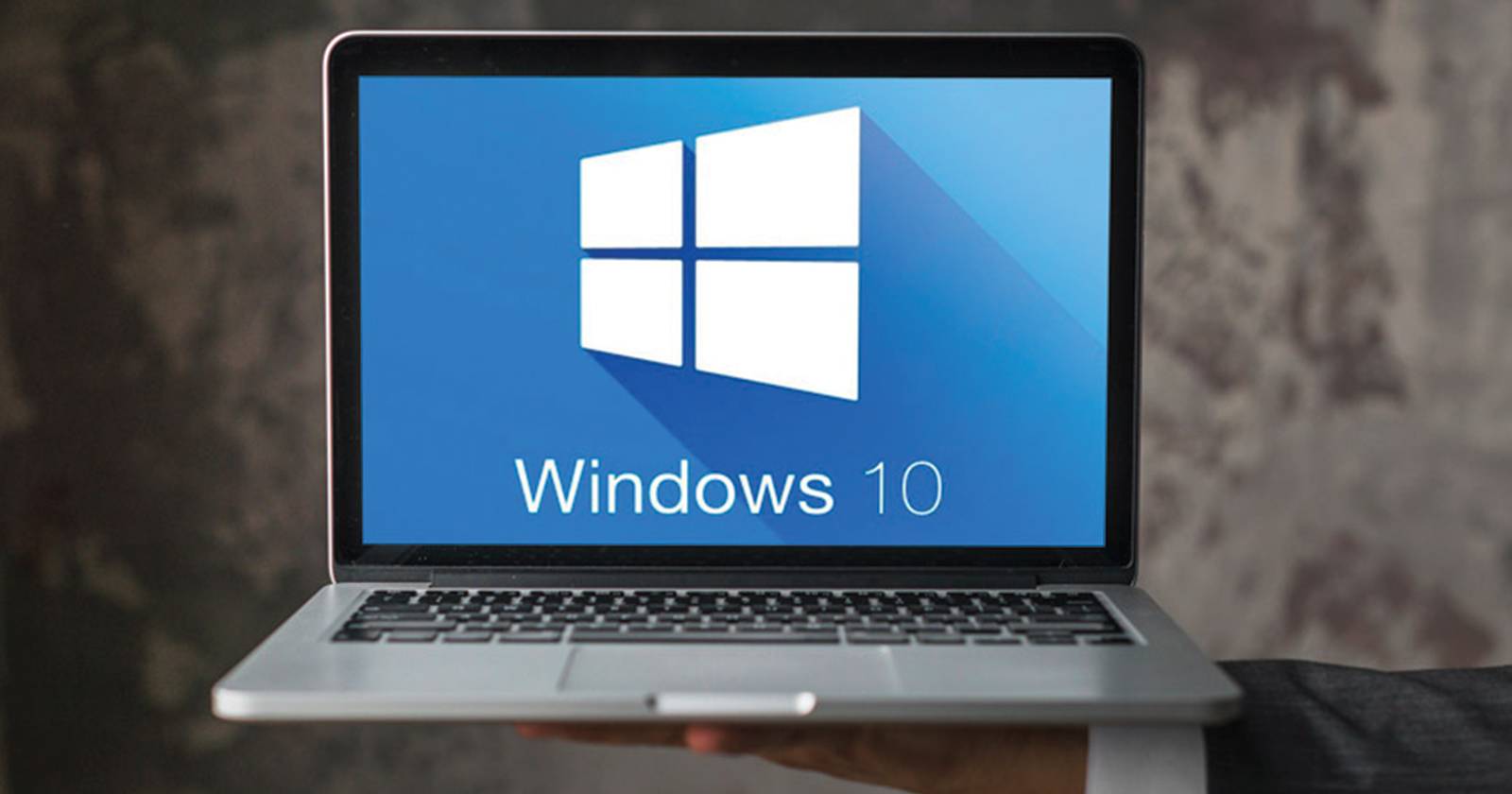 Загружаемая страница Windows 10 со сплэш-изображением