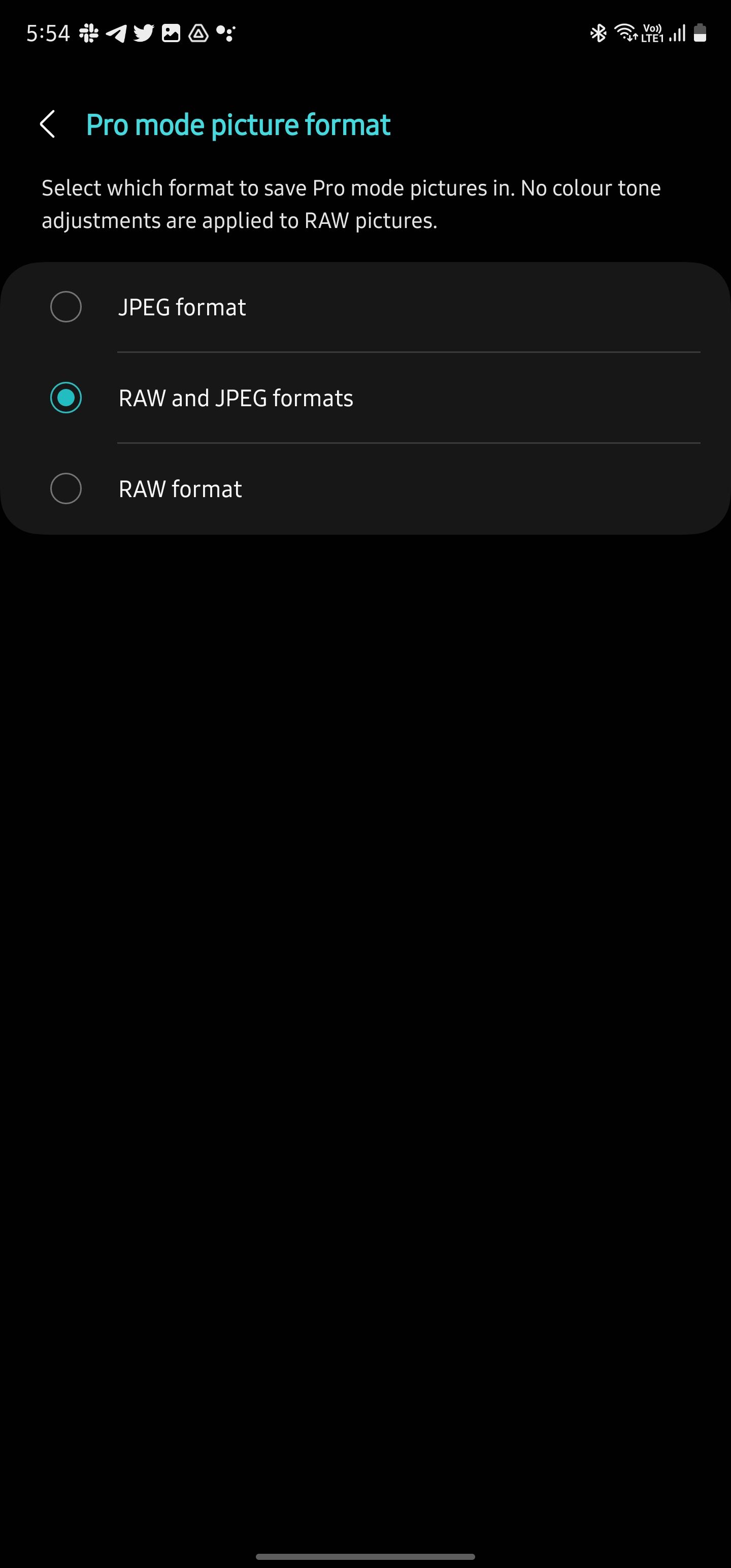 Настройки формата Pro в приложении Камера Samsung