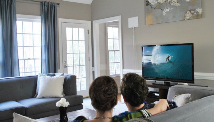 Пример оптимального расположения антенны на окне