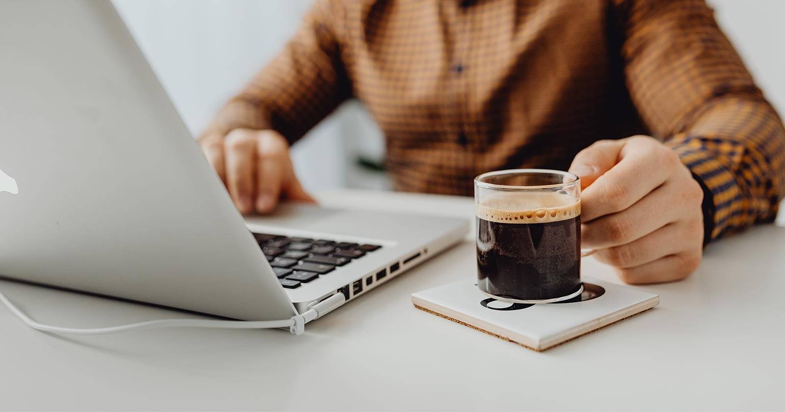 Проверить цикл зарядки и состояние батареи Mac