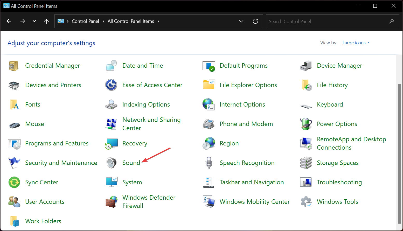 Окно списка Панели управления с пунктом Звук выделенным