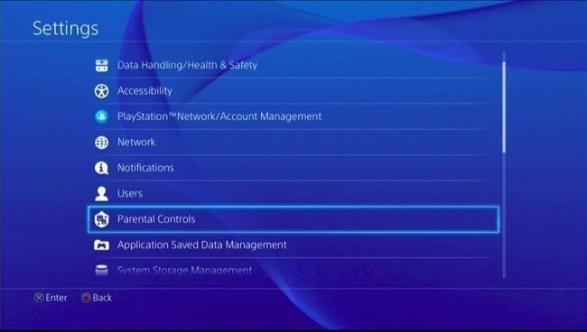 Пункт «Родительский контроль» в настройках PS4