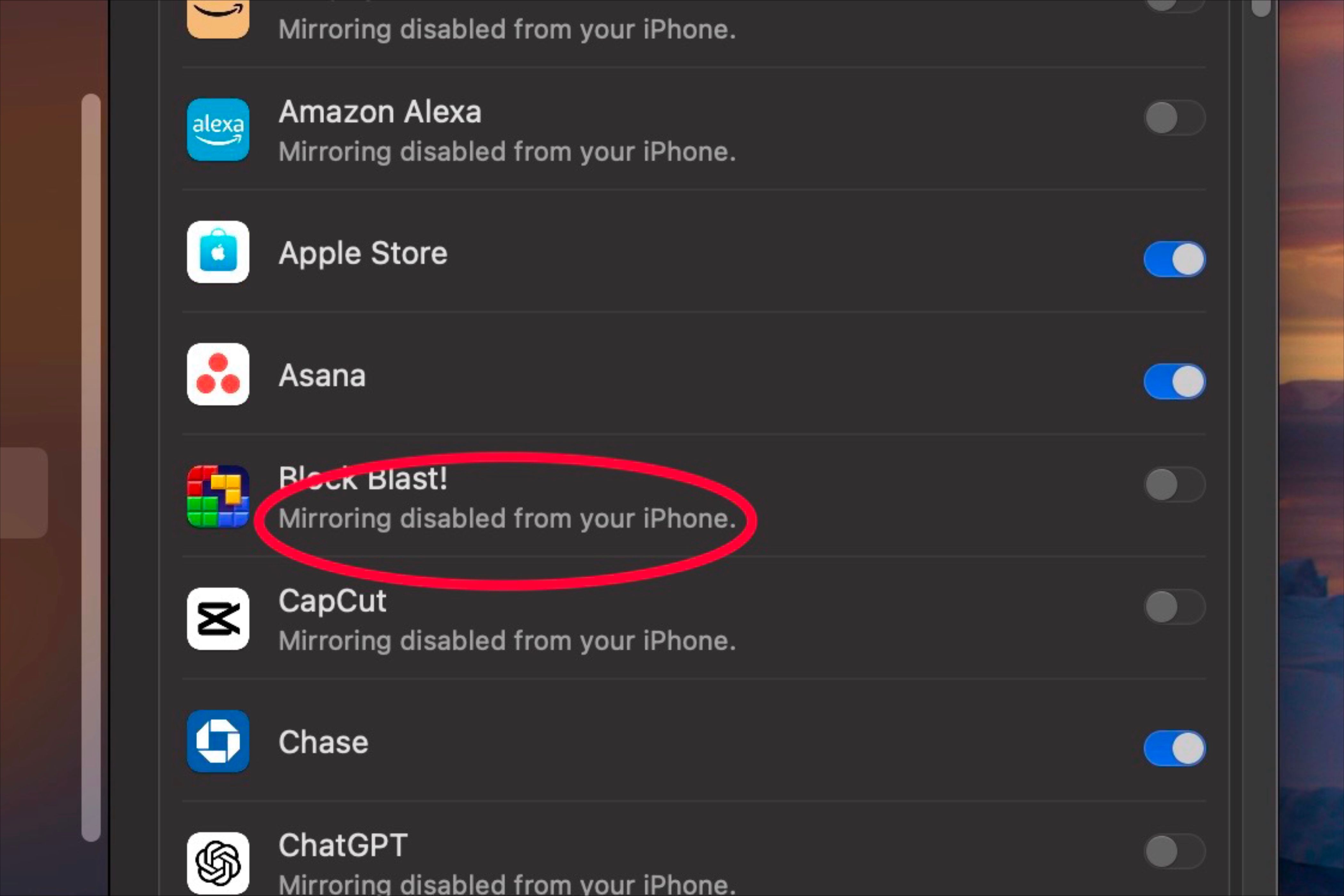 Сообщение Mirroring disabled from your iPhone на Mac для приложения, уведомления которого отключены на iPhone.