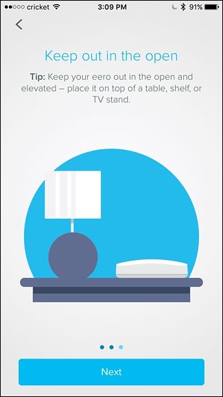 Установка второго узла Eero в розетку