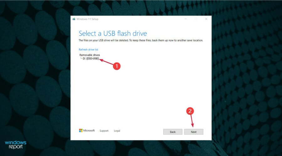 Выбор USB-накопителя для создания загрузочного носителя