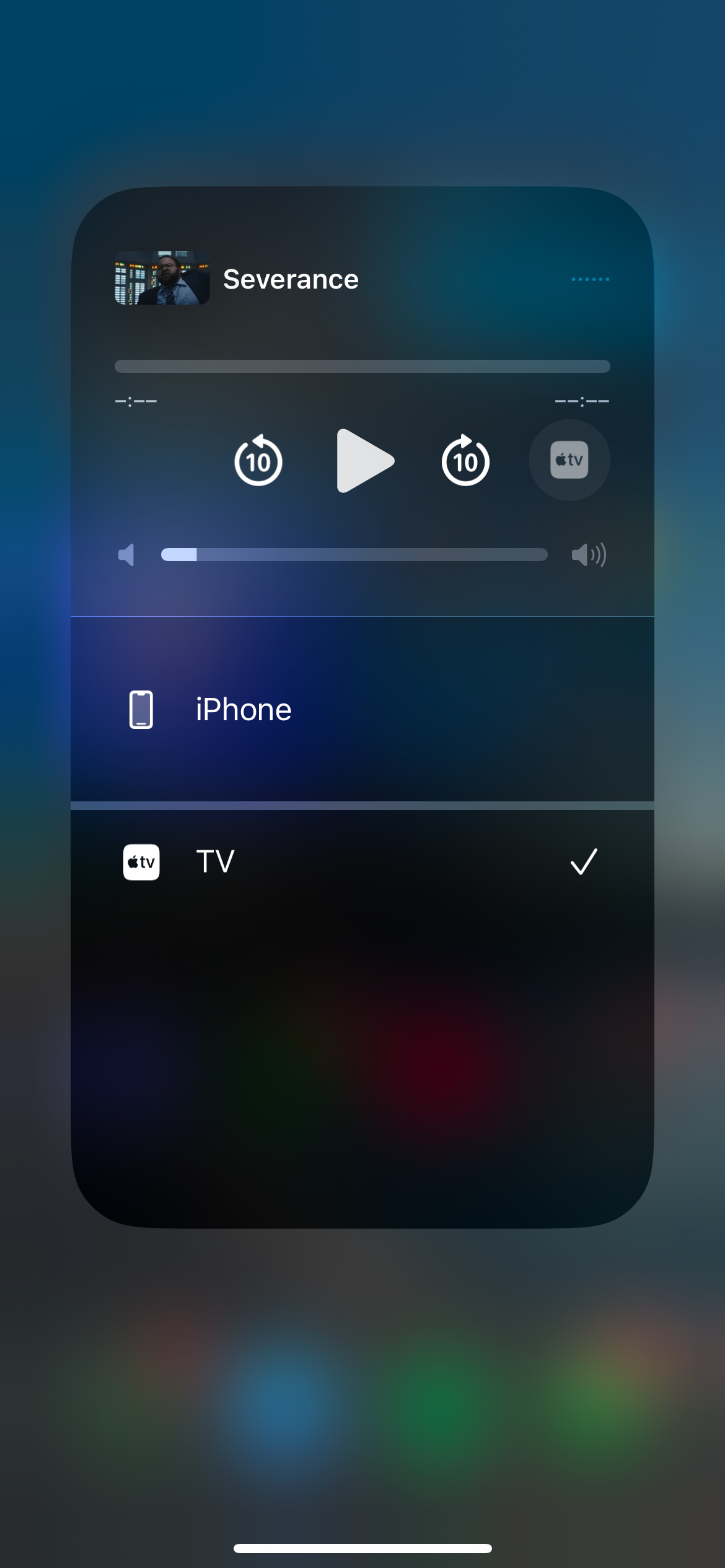 Меню AirPlay iOS 18 с опцией отправить контент на Apple TV