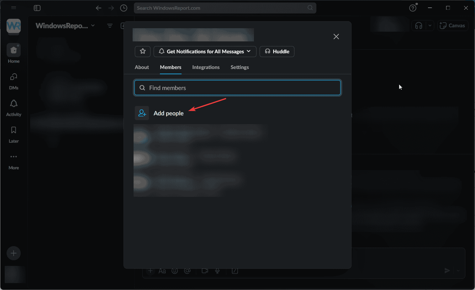 Кнопка добавить людей в Slack