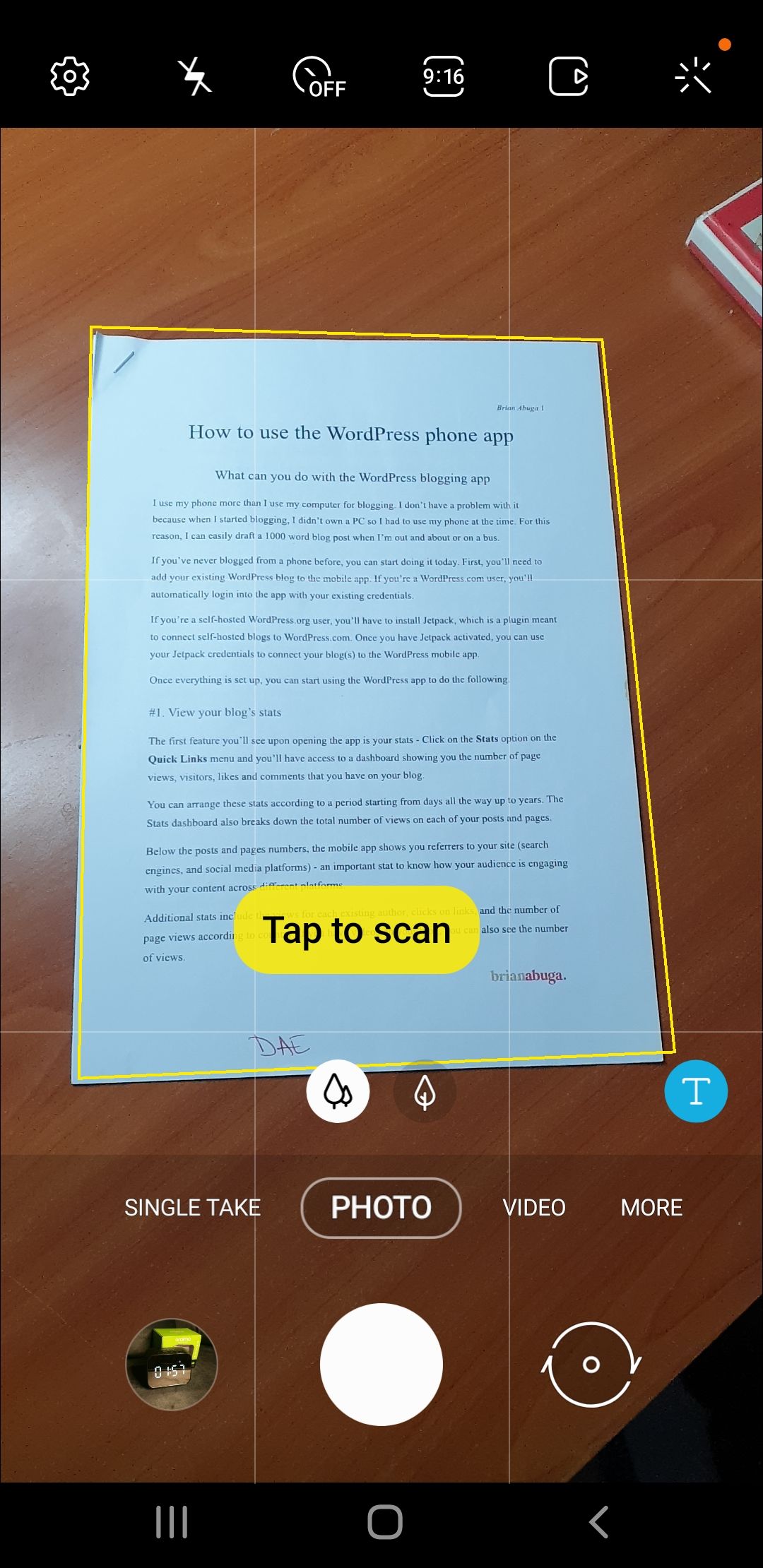 Скриншот интерфейса камеры телефона