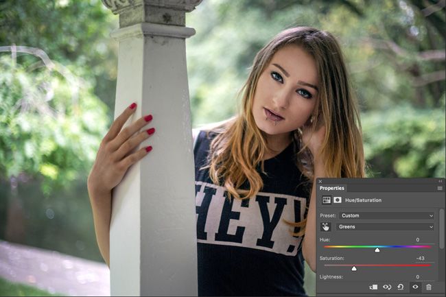 Фон после уменьшения насыщенности зелёного цвета