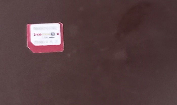 Локальная SIM‑карта TrueMoveH, продаваемая в Таиланде.