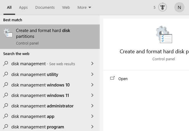 Поиск в меню «Пуск»: результат — не называется Disk Manager.