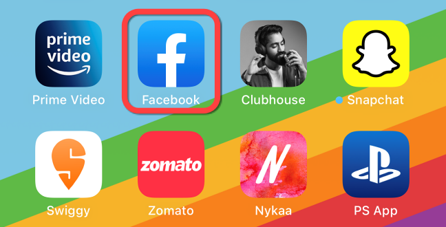 Нажмите на иконку приложения Facebook, чтобы запустить его.